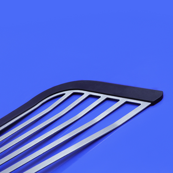 硅膠制品注射技術運用到硅膠包膠中需要注意什么？